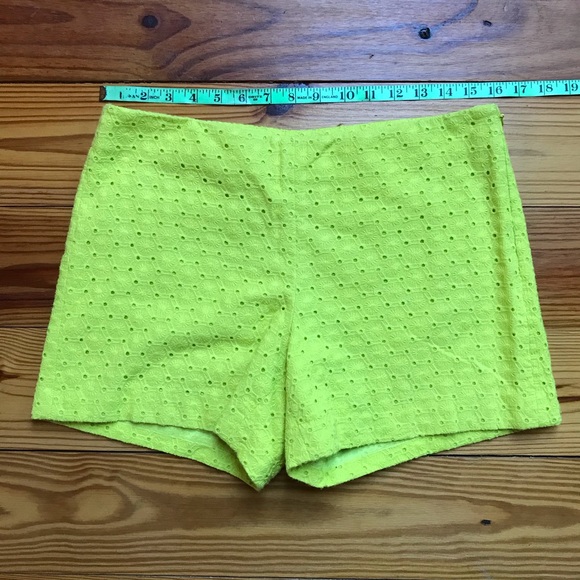 Ann Taylor Green Yellow Eyelet Shorts, EUC, 4 - Picture 6 of 10